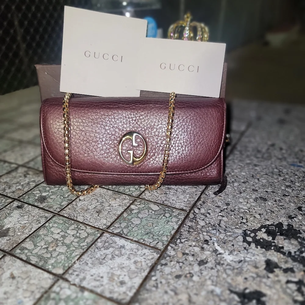 Gucci authentic fits